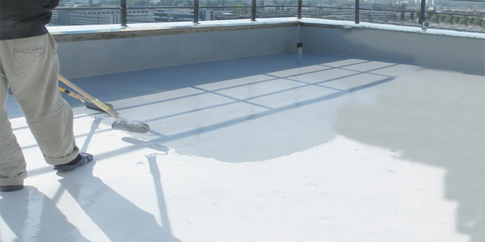 Dripping or pooling water on terraces, balconies or in basements
